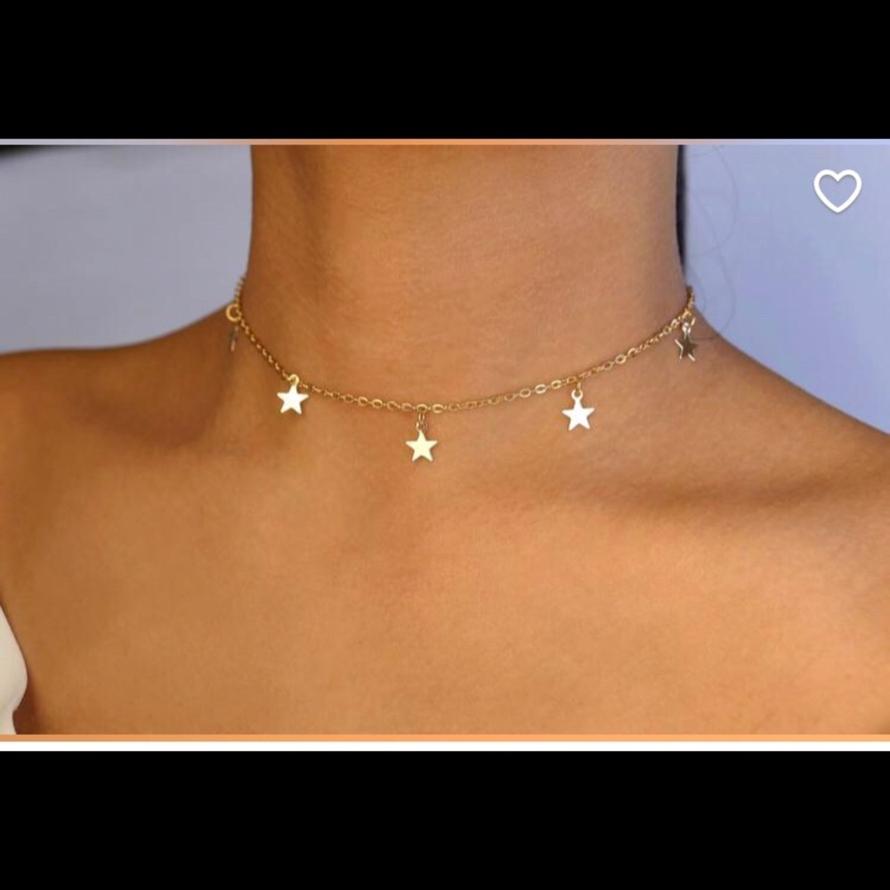 Brandy Melville star necklace